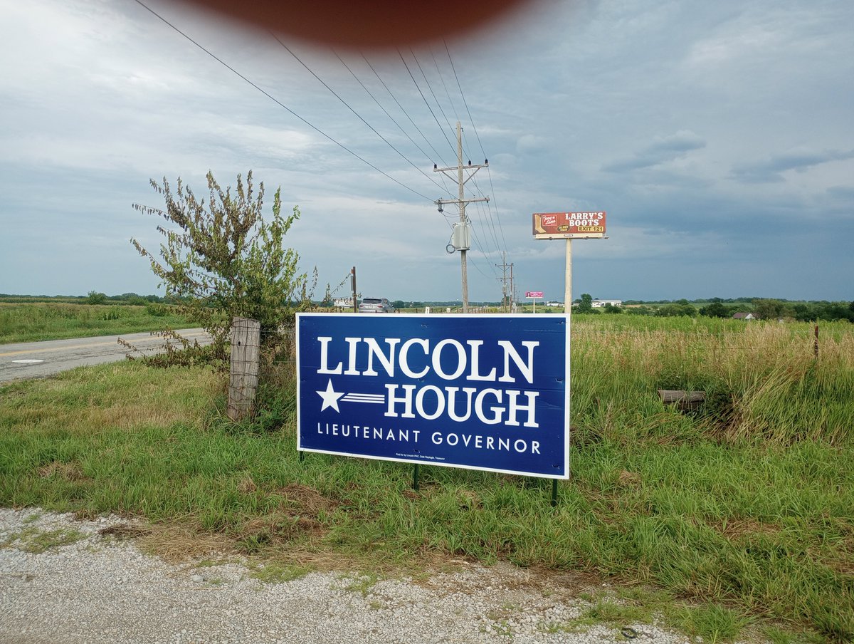 Lots of <a href="/lincolnhough/">Lincoln Hough</a>  for Lieutenant Governor signs popping up in Lafayette and Saline counties.