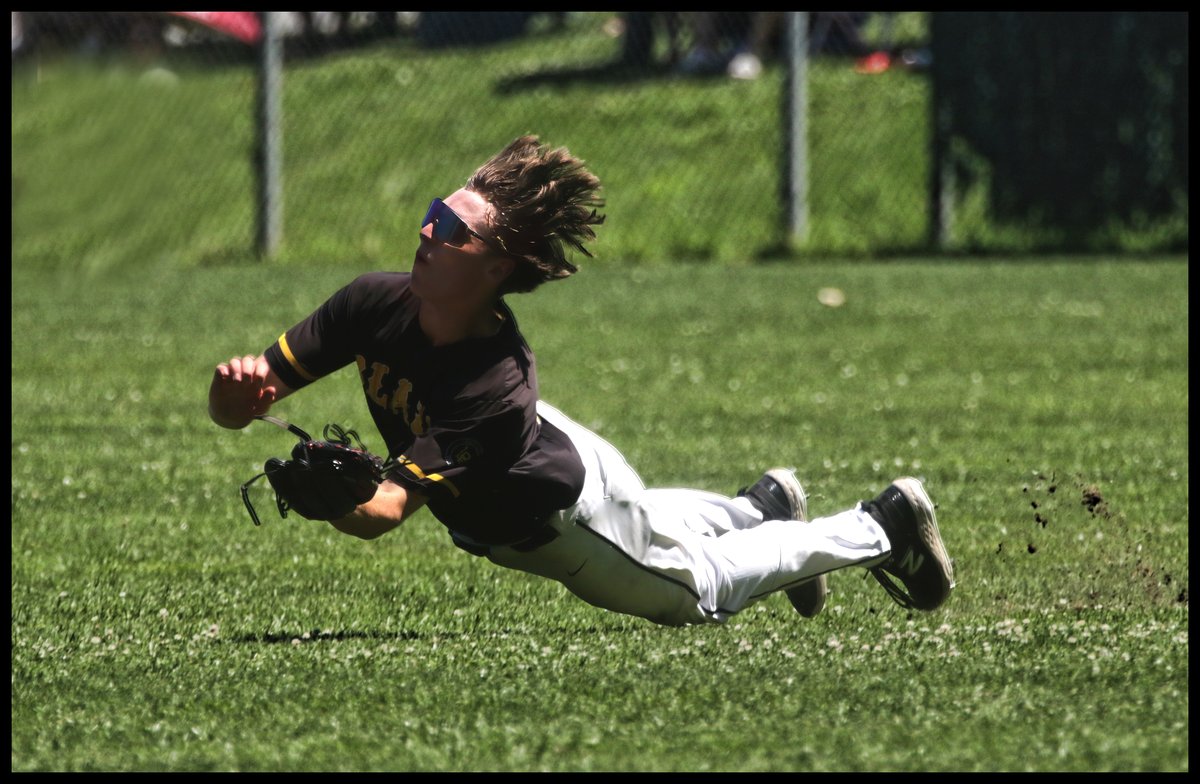 dzuskind's tweet photo. Teach Me How To Dougie @Langleyblaze @Evan_Dugdale #TripleKing https://t.co/4ahKZHXsvT