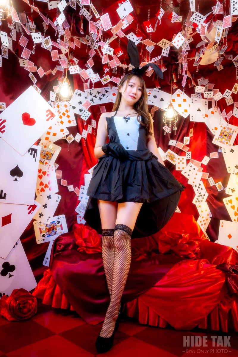 1pv_ag's tweet photo. トランプ♠️♥️♣️♦️🃏&amp;バニーガール👯💓

#モデル #撮影モデル #美脚 #美脚モデル #美脚女子  #被写体モデル #タイトワンピース #高身長女子 #模特 #模特儿 #性感美女  #ふわふわ系女子 #メルヘン #バニーガール #バニーガールコスプレ #トランプ #瑞スタジオ https://t.co/l19jWiocuE