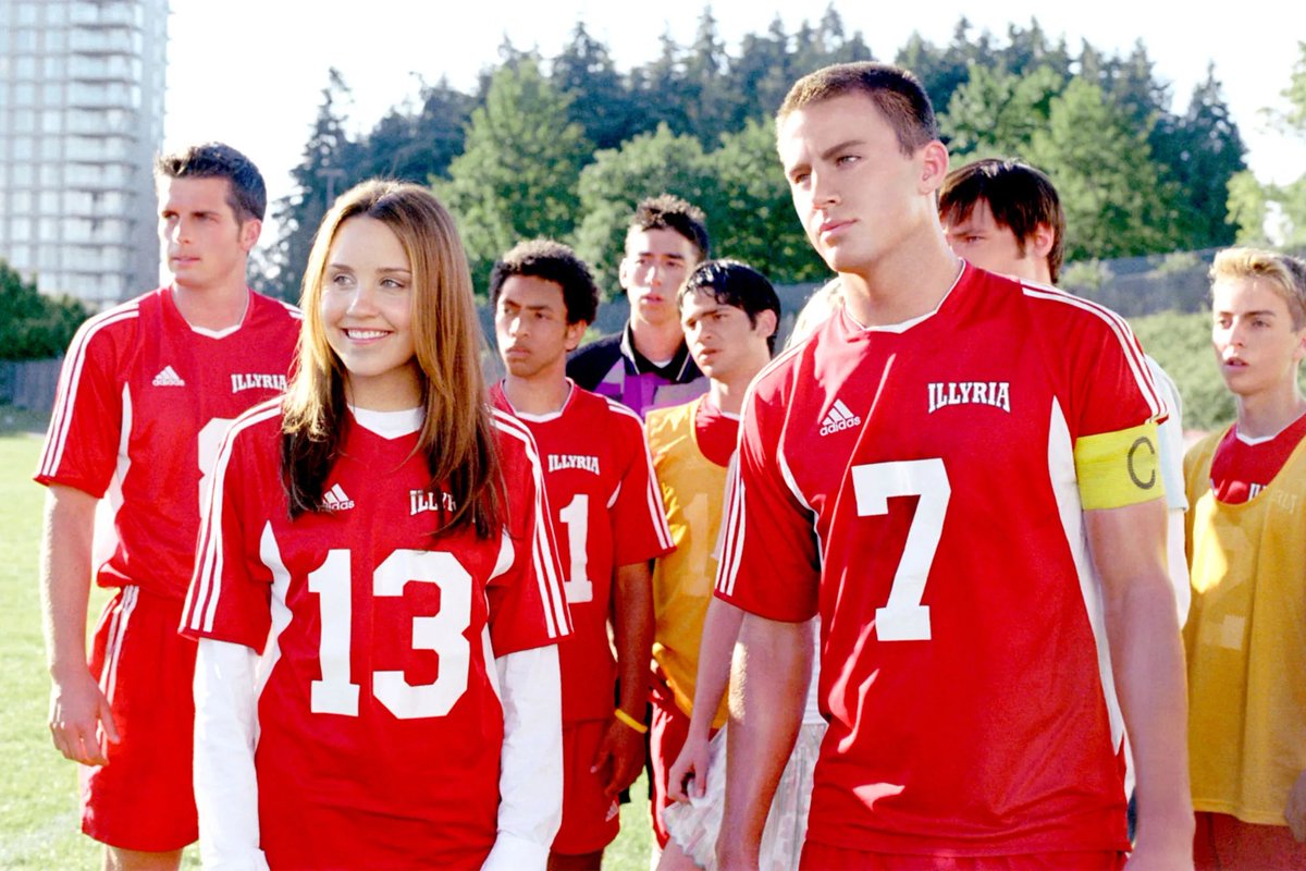 notgwendalupe's tweet photo. amanda bynes fought for channing tatum to be cast in 'she's the man' as he was still a rising star in the mid 2000s https://t.co/C7a1xlPWbv