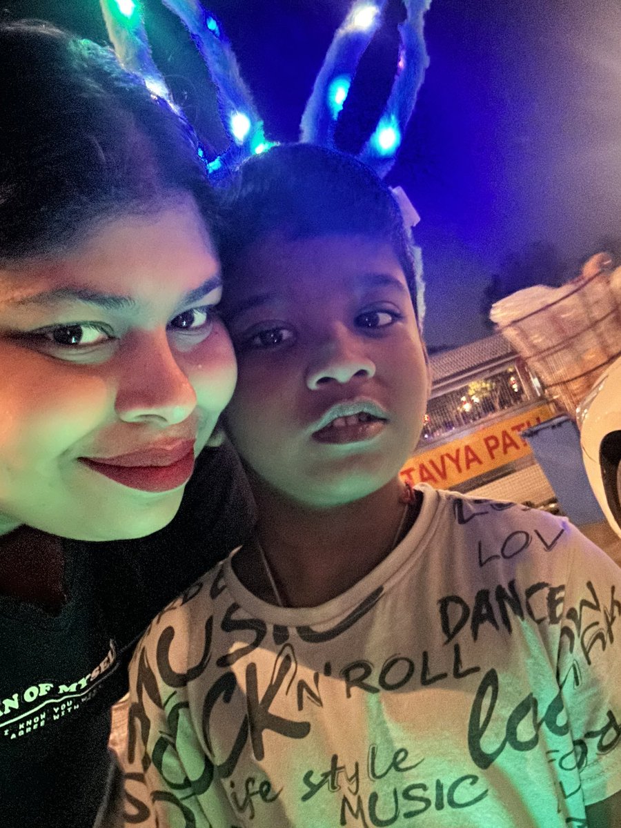 Mamta1321's tweet photo. #indiagatre #nightout https://t.co/yTB1qvaJa4
