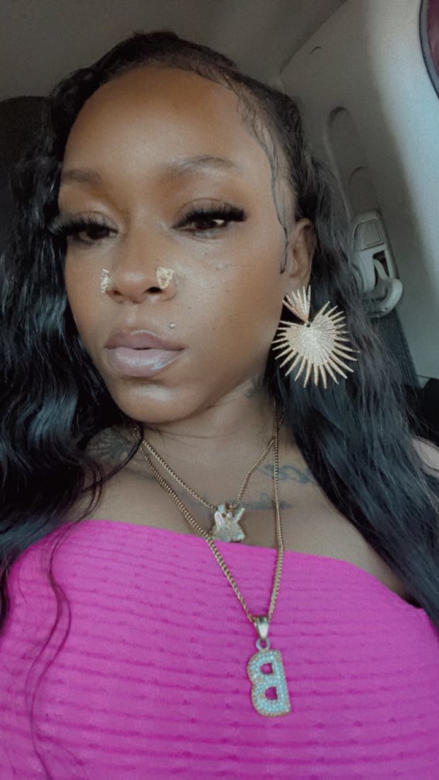 Nae_Buckz's tweet photo. & the fact is .. you will ALWAYS be my baby 🩷 there will never be another YOU🤞🏾& i really pray that we be back together in the after life 🥺😞💯 #LadyBuckzFOREVER🩷 #LBWORLD🩷 #LLLB🩷😇 #LadyBuckz🩷 https://t.co/9CfB5GfwqD