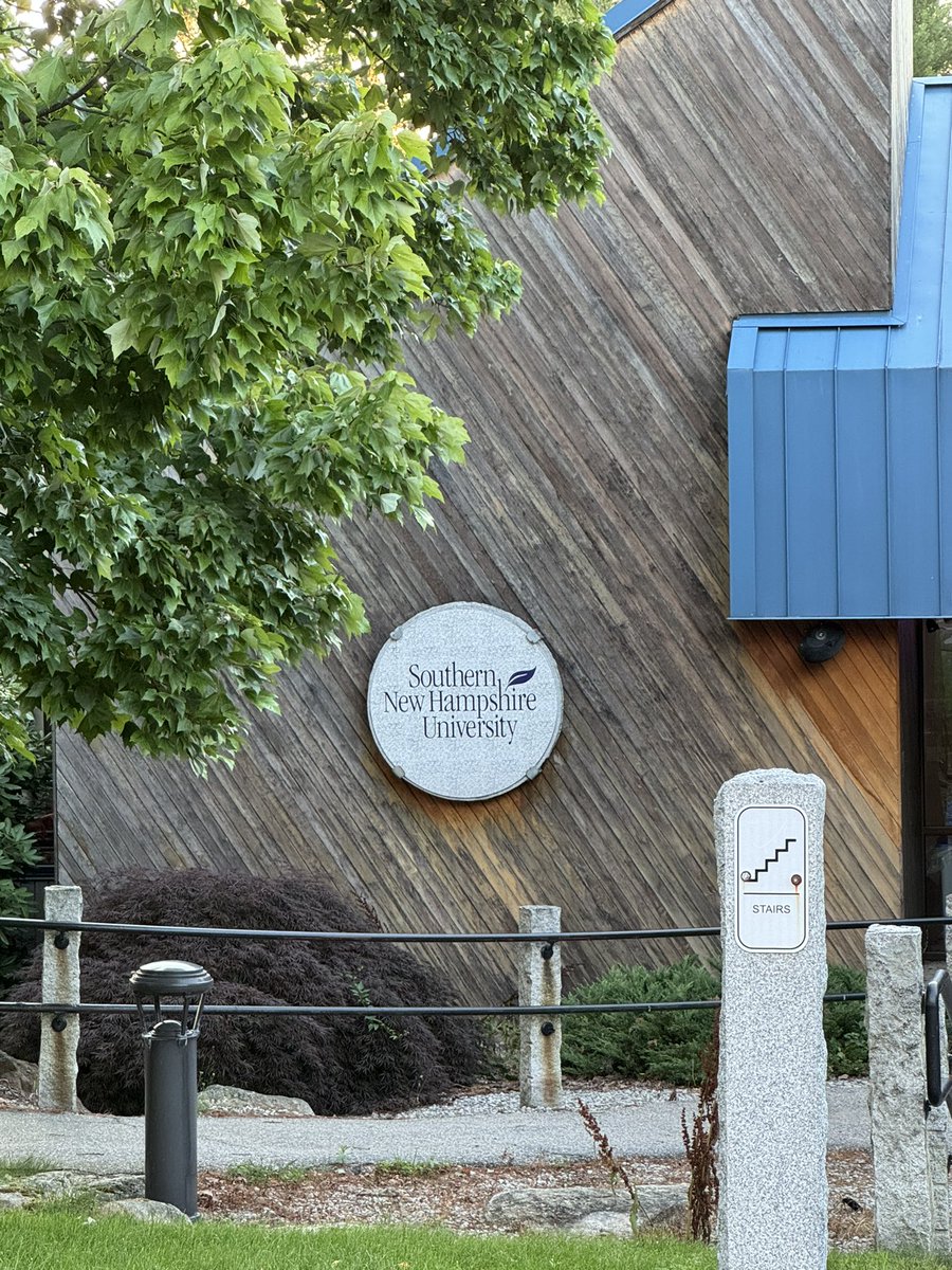 ParadisiResLab's tweet image. #GRC #Biocatalysis 2024 is on!