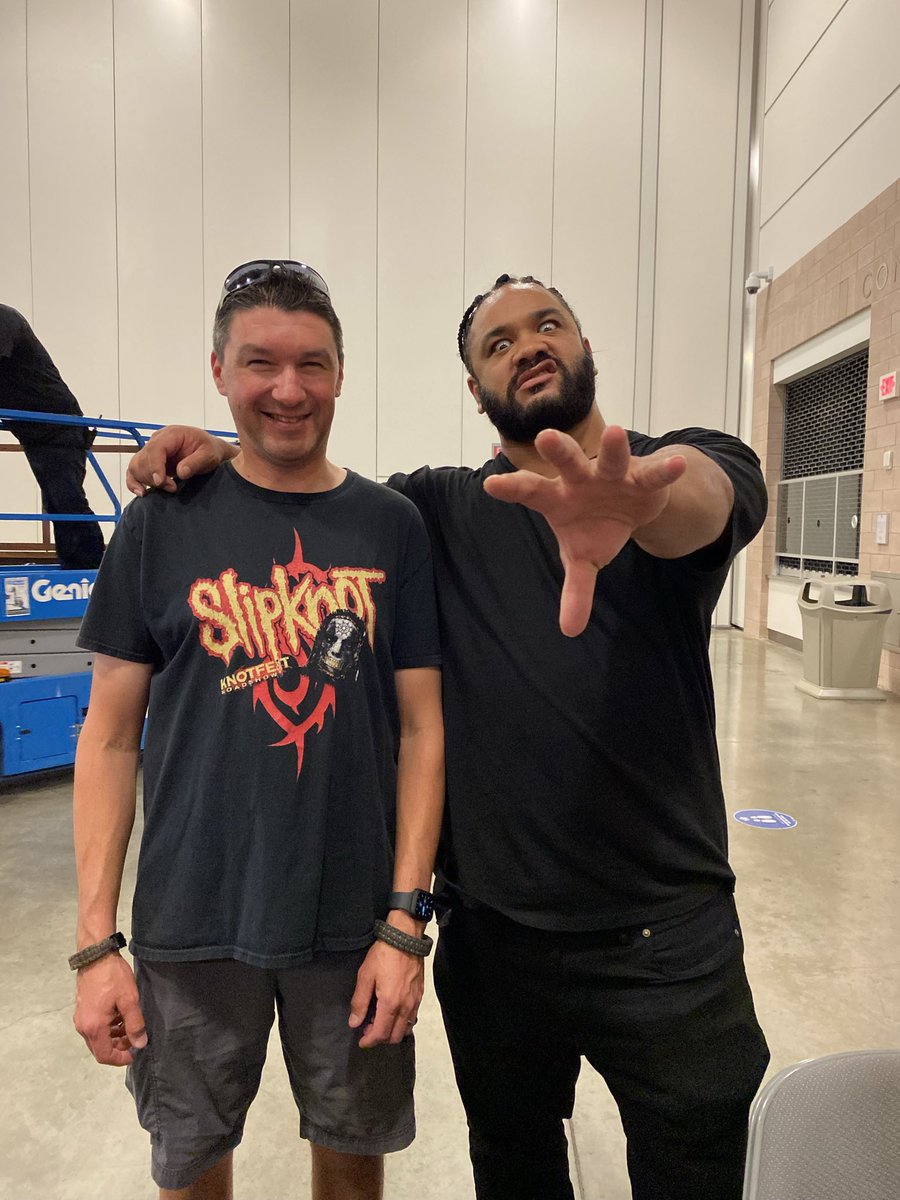 GetintheRingWr1's tweet photo. Fatu a few years back . I knew someday WWE would finally bring him in . https://t.co/tGvArKgT6r