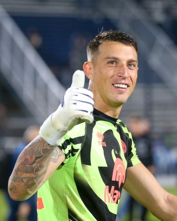 InfoCABtw's tweet photo. 🚨 Newell’s hará una oferta en la semana por Nahuel Losada. Lanús no quiere abonar USD $1M de contado. Si el arquero abandona a Belgrano, el Pirata saldrá al mercado a buscar un reemplazo. #Belgrano @InfoCABtw https://t.co/zVqT65tj2O