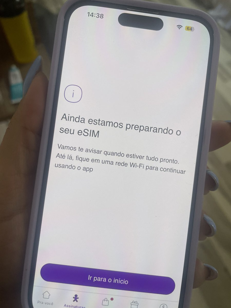 fernandamh_'s tweet photo. @marinagaf Demorou muito pra chegar ? O meu está assim 😭 https://t.co/j6JfXzhoTI
