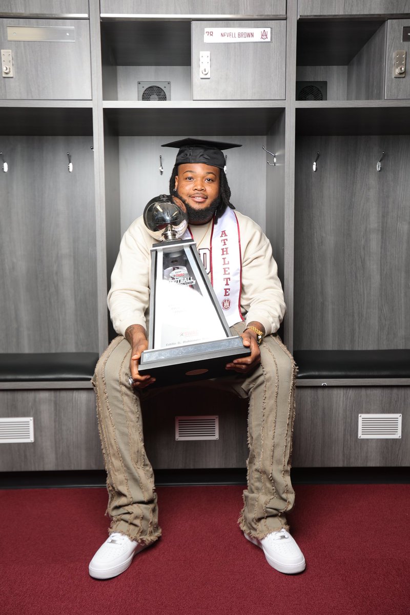 nevellbrown's tweet image. 1 Degree Down, Another One Loading ⏳ #MBAloading #aamu24