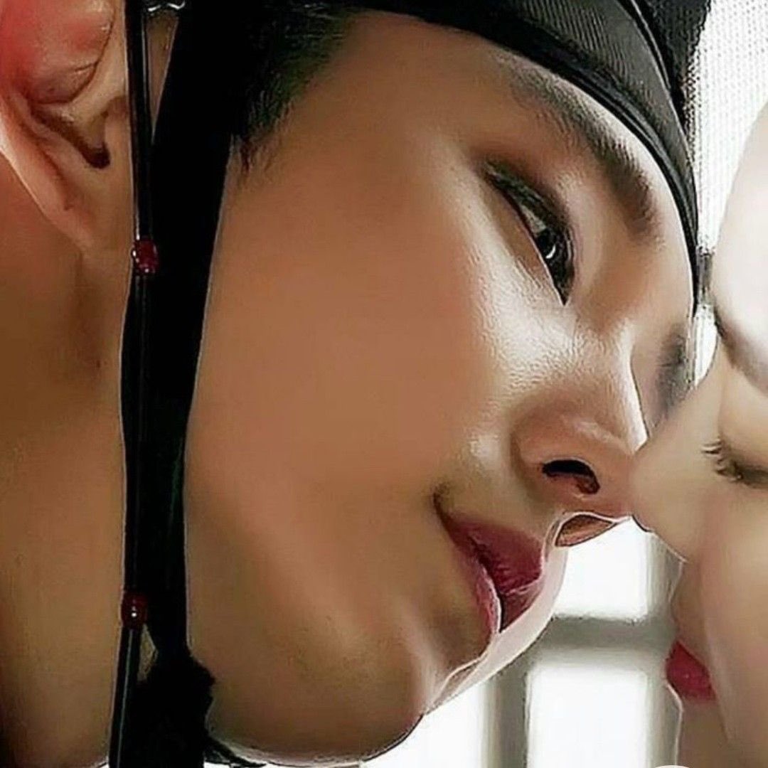 BunnypawJ's tweet photo. 밤을 걷는 선비 9주년 축하해!! 🥳
Happy 9th anniversary wishes to Scholar Who Walks the Night!🥂
「夜を歩く士」9周年おめでとう🎉
私をジュンギ沼に引き込んだソンヨル様💕
It’s you, Kim SungYeol, who dragged me into the JG paradise! 😍
@JGshock
#이준기 #イ・ジュンギ #LeeJonGi https://t.co/yOMits9sYT