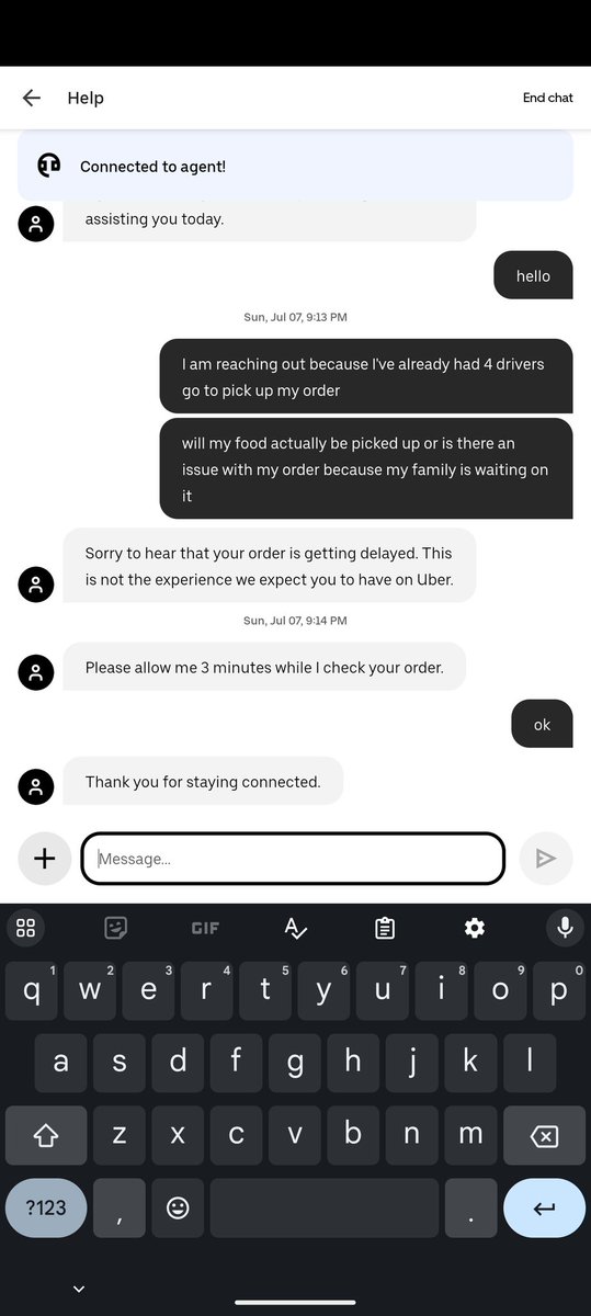 ayokoro's tweet photo. @UberEats is this how your customer support helps people? Instead of actually helping support ended the chat with me. Disgusting how little support helps. https://t.co/lS8atT95M8
