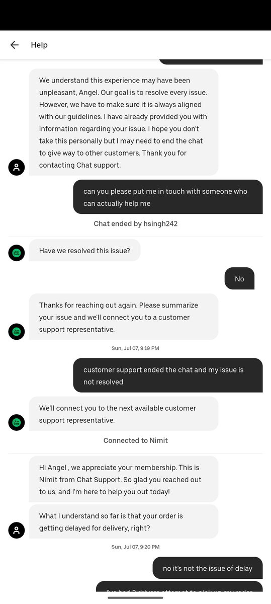 ayokoro's tweet photo. @UberEats is this how your customer support helps people? Instead of actually helping support ended the chat with me. Disgusting how little support helps. https://t.co/lS8atT95M8