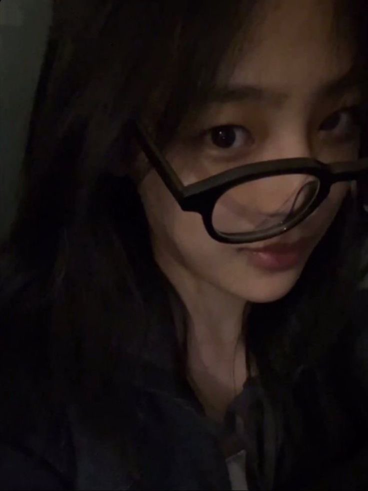 heraiini's tweet photo. ᯓᡣ𐭩.ᐟ ⊹ Hii i’m Heraini

Day  18!! ˚ʚ♡ɞ˚

— any fandom is welcome
— she/her, filo, 14
— new to #stantwt #kpopstan
— looking for interactive moots

↻ + ♡ to spread and be moots https://t.co/Rt8s4Weq6v