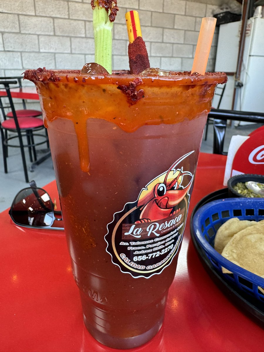 Su comida de mar no es buena 
En carnes si es buen sazón 
#CdJuarez