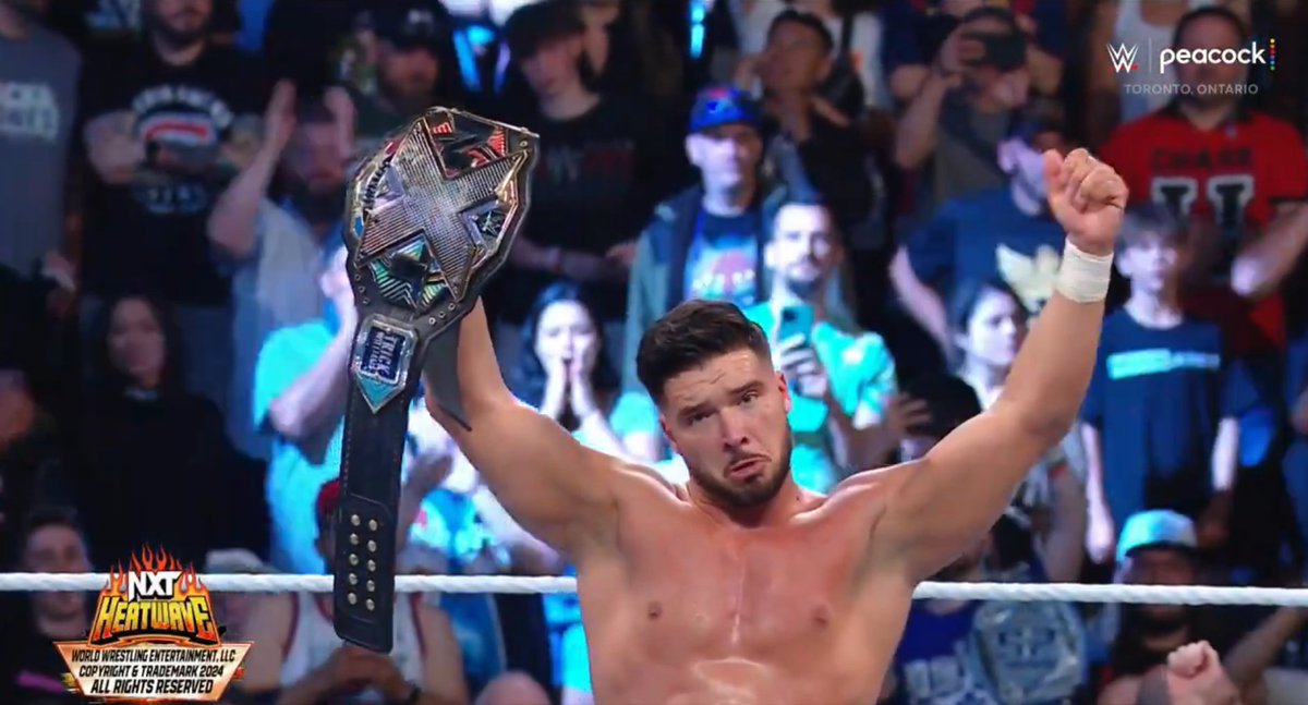 Sean Ross Sapp of Fightful.com tweet media