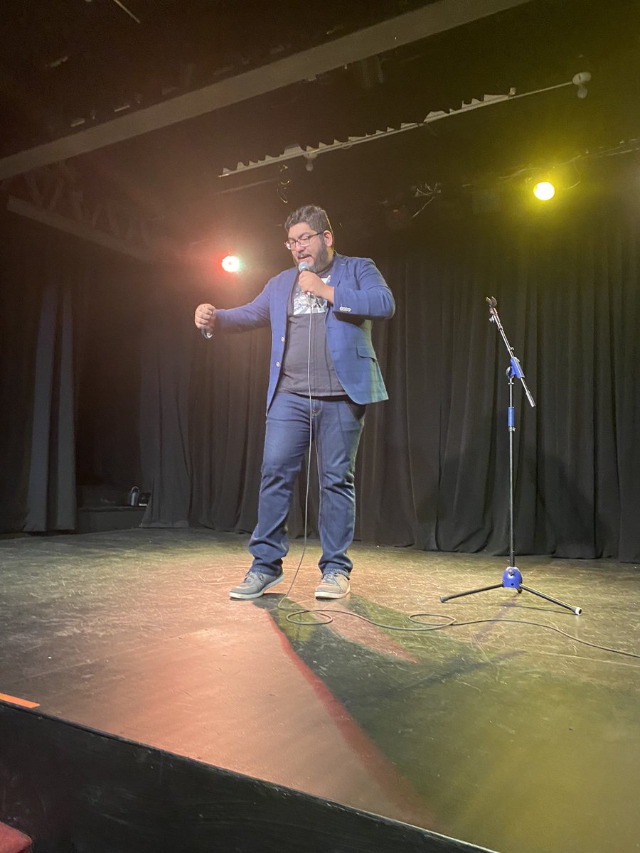 sylviazul's tweet photo. @iKeFer Increíble la Chistetón hoy. No pare de reírme un segundo. @iKeFer #LapsusComedy https://t.co/t1qMHhgMYq