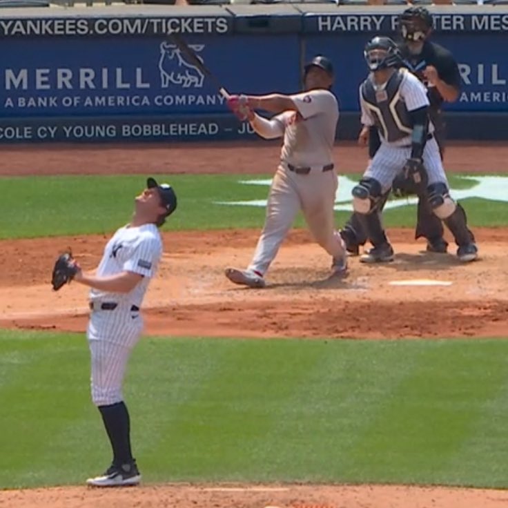 matthewcrory's tweet photo. The Sunday Sox strike again!!

14-1 

What a Gem from Kutter, Slaten and Jansen.

Raffy x2 and Rafaela go yard and the Red Sox have won back to back series against the Yankees this season (4-2)

#DirtyWater #RedSox https://t.co/wlQMo1cbx2