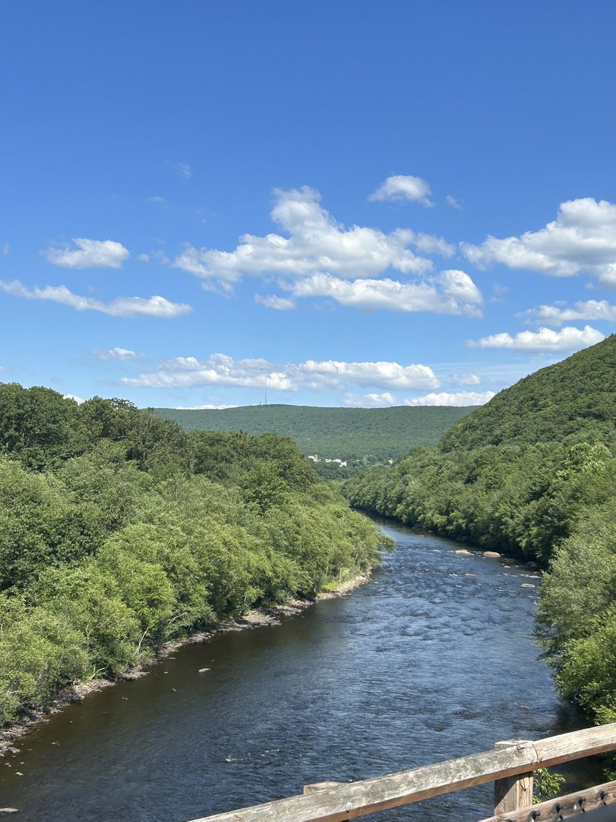 moons_journal's tweet image. #JimThorpe little Switzerland in Pennsylvania!! Magic place !! It’s a must ! Enjoyed the Sunday