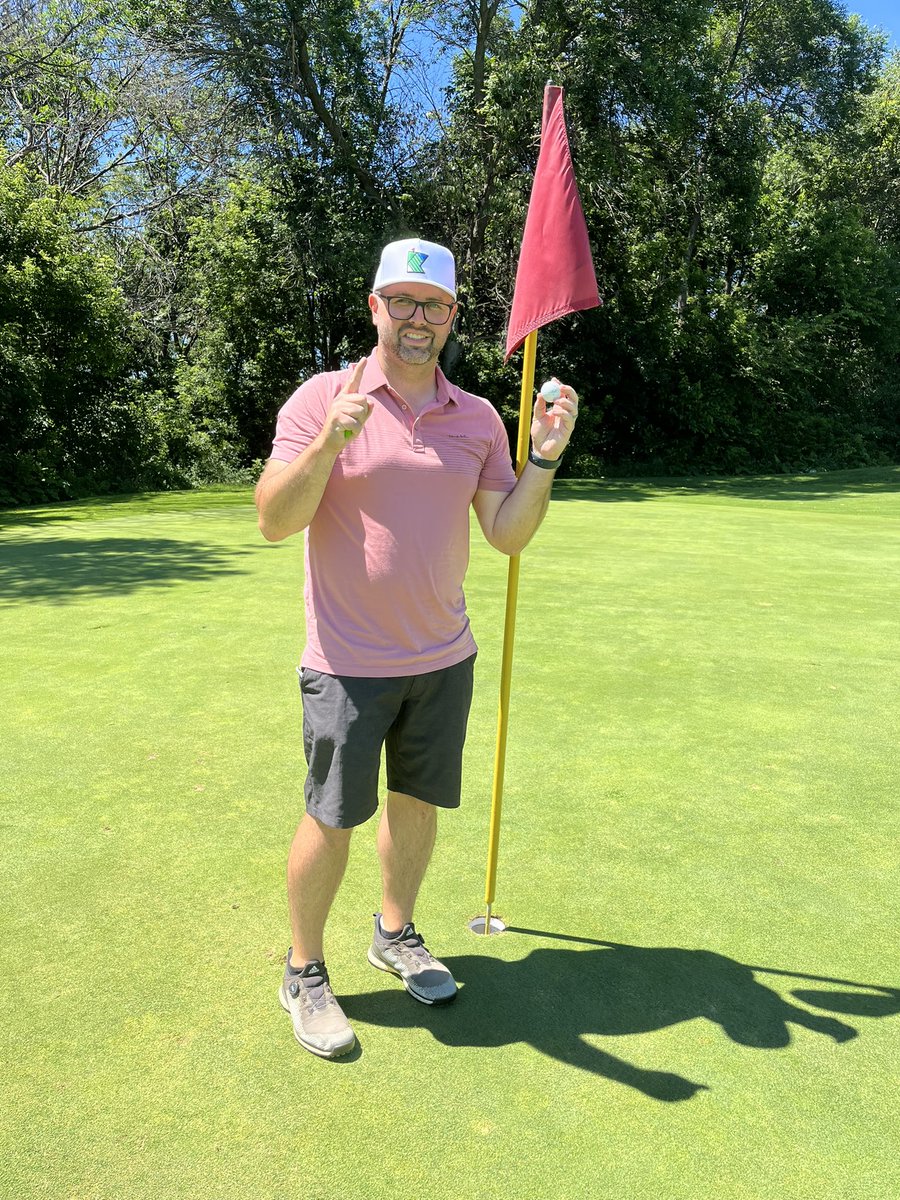 tollywoodSJU's tweet photo. @VICE_GOLF @wagglegolf joined the HIO club just before the 4th. Clearly, the equipment was a performance enhancer! https://t.co/3Sh2Rp6RAj