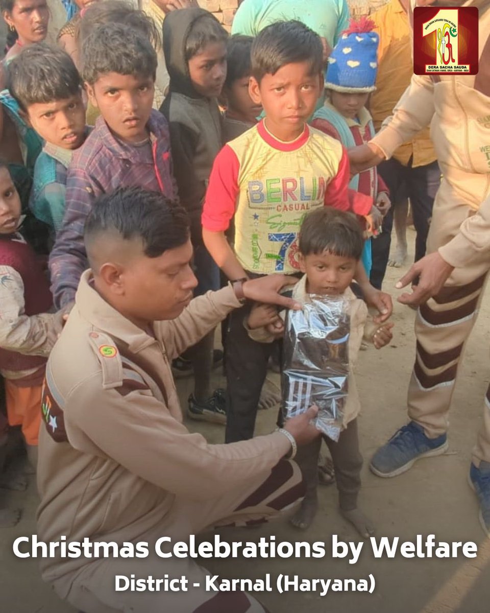 DeepakArora83's tweet image. One of the 163 works run by Dera Sacha Sauda is to #SpreadingHappiness on the innocent faces of the needy destitute children by distributing essential things like food items, clothes, toys, books etc.  This inspiration is given to him by Saint Dr MSG Insan.
#MondayMotivation