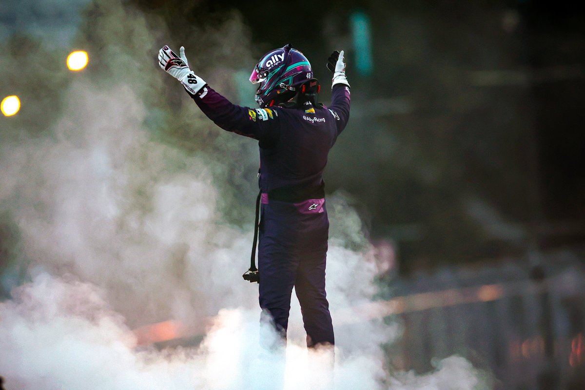 Alex_Bowman's tweet image. WE FREAKING DID IT!!