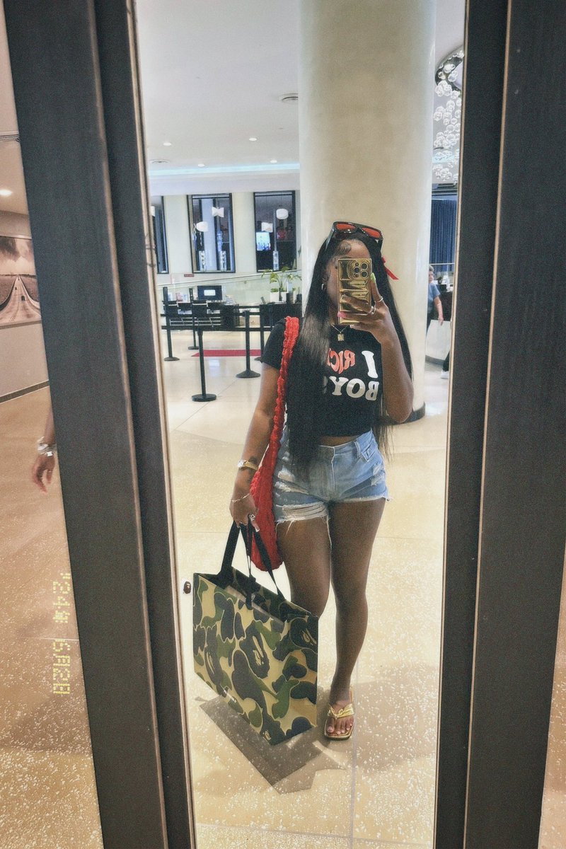 MARKAYLA tweet media