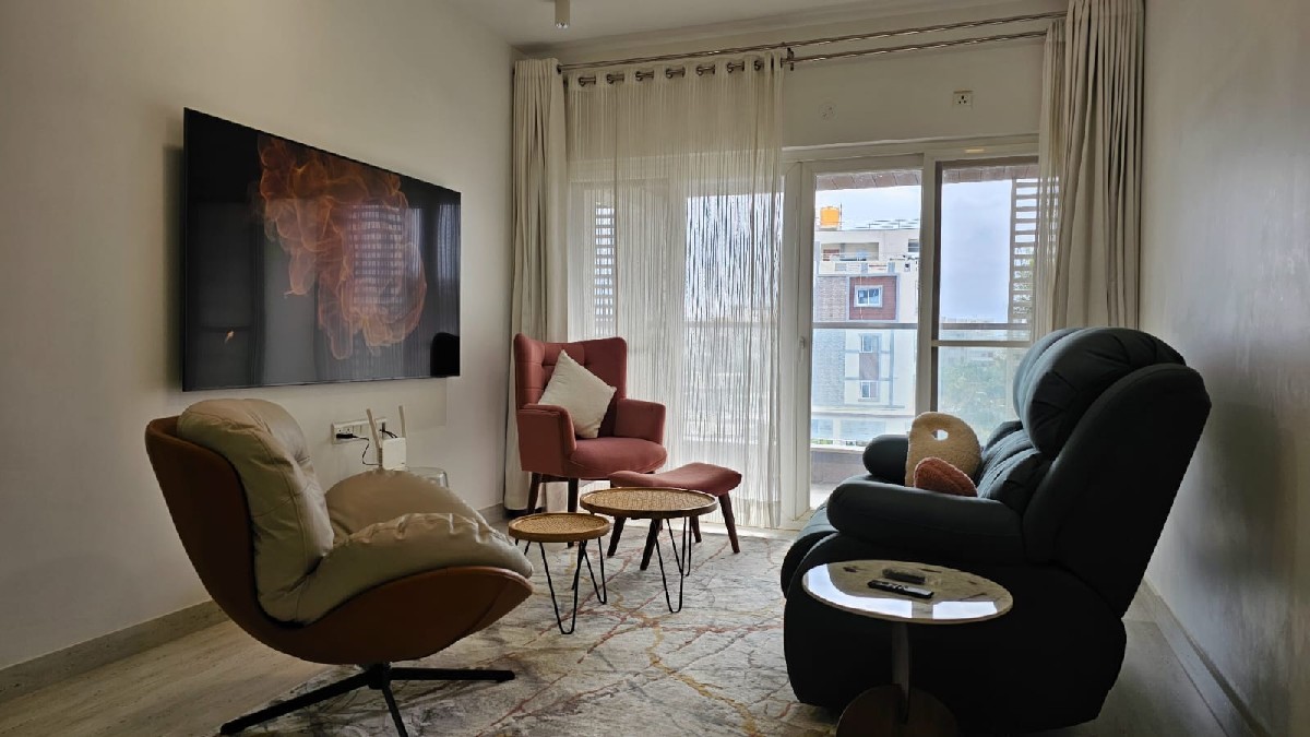 Anishkumar08's tweet photo. Spacious 2bhk lake view apartment available for rent in kurudosonnenahalli, KR Puram. Opp Yele malappa setty lake.
Rent 36k + maintenance 
Deposit 1.5 lakhs
Luxury furnishings and fittings 
@BangaloreRoomi @peakbengaluru https://t.co/8WsZbEyGsh