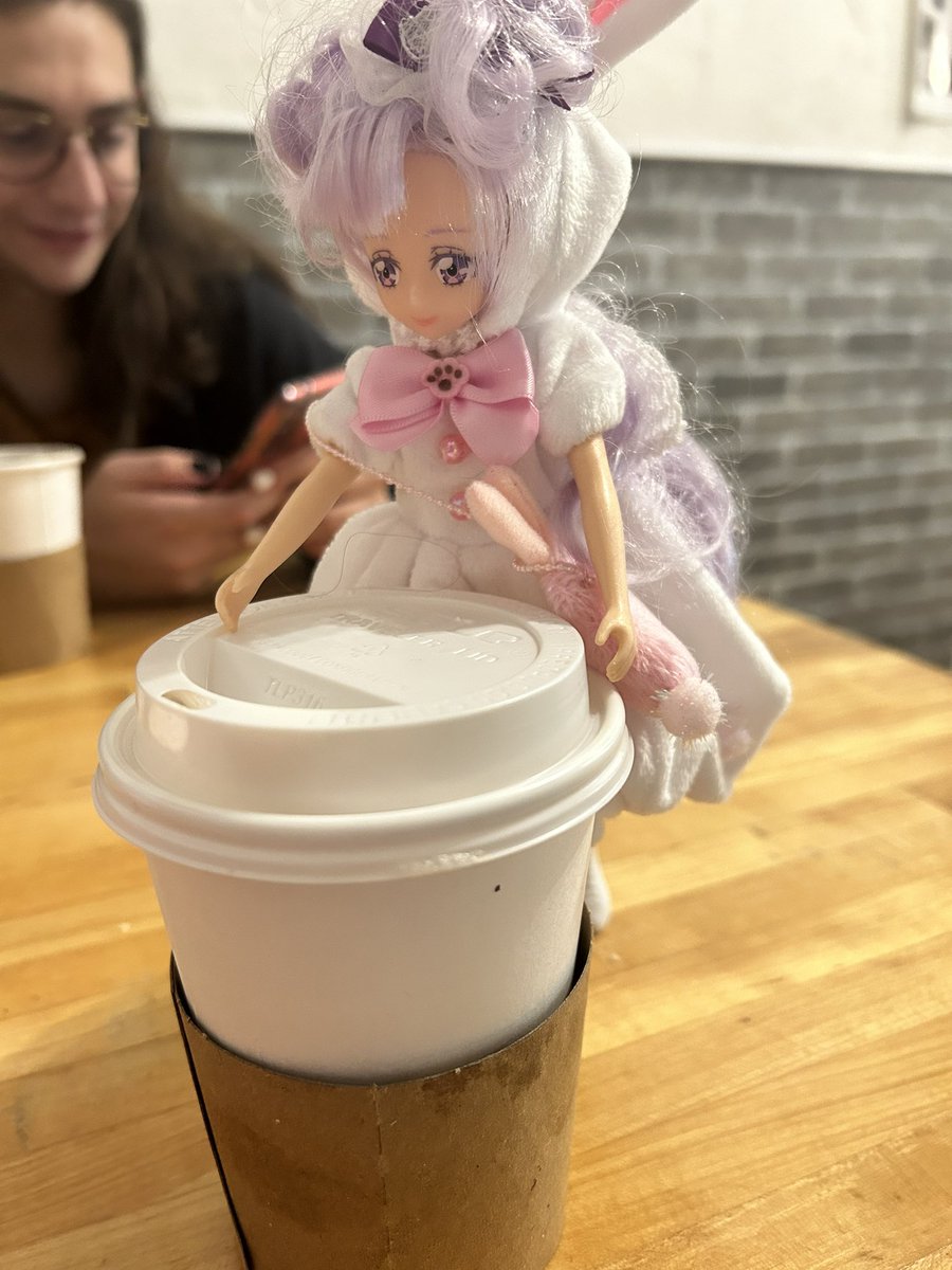 snolivey's tweet photo. ruru loves chai latte https://t.co/fzA30gJCvH