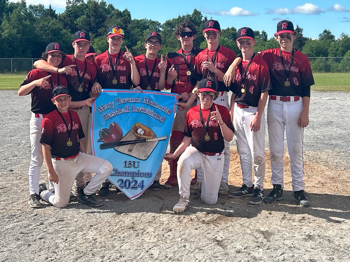 CBSU15AAA's tweet photo. Bringing home the #gold. Thank you to @CbbaCB for hosting us this weekend for the #marytavenortournament. Maybe we will see you on the east coast soon :) https://t.co/pEUb8JlzgZ