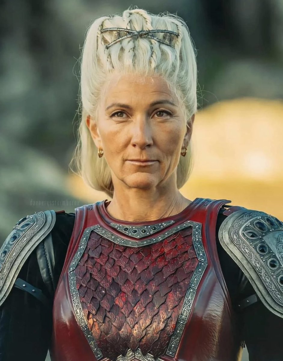 KingTargaryenn's tweet image. "La mujer que pudo reinar vivió sin conocer el miedo y murió entre sangre y fuego."

Hoy te amamos más que nunca ❤️‍🔥
Vuela alto Rhaenys Targaryen 🕊️

#HouseOfTheDragon #Rhaenys