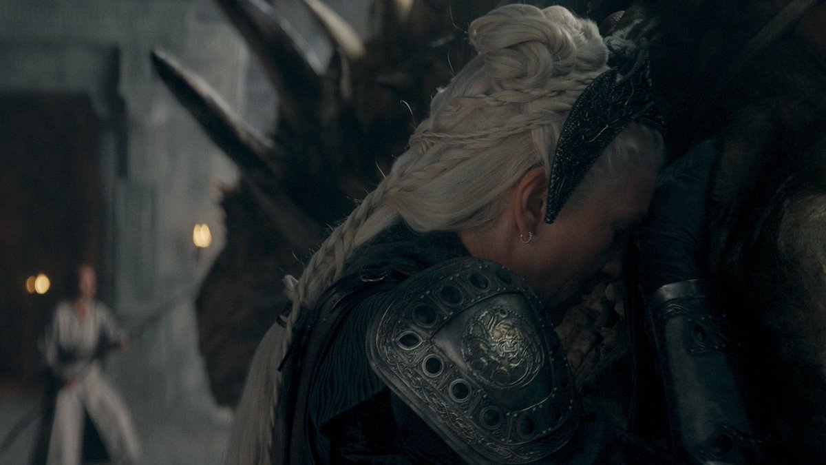 caffrey05's tweet photo. "Vamos a la guerra otra vez, vieja amiga."

Esta frase dolerá toda la vida 😭 https://t.co/SVecnj2Bz0