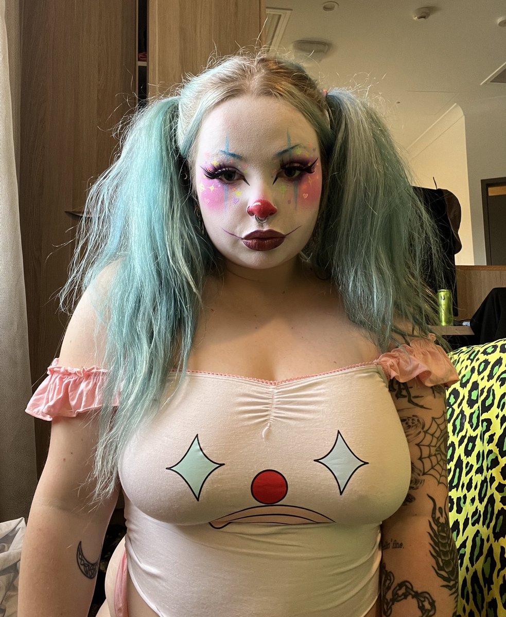 sematarydoll's tweet photo. i missed u, how much did u miss me?? 
go check the full set, im posting again and have a special something for those who stuck around or are returning 🫶🏻🫶🏻 https://t.co/bLtZeXJmUY