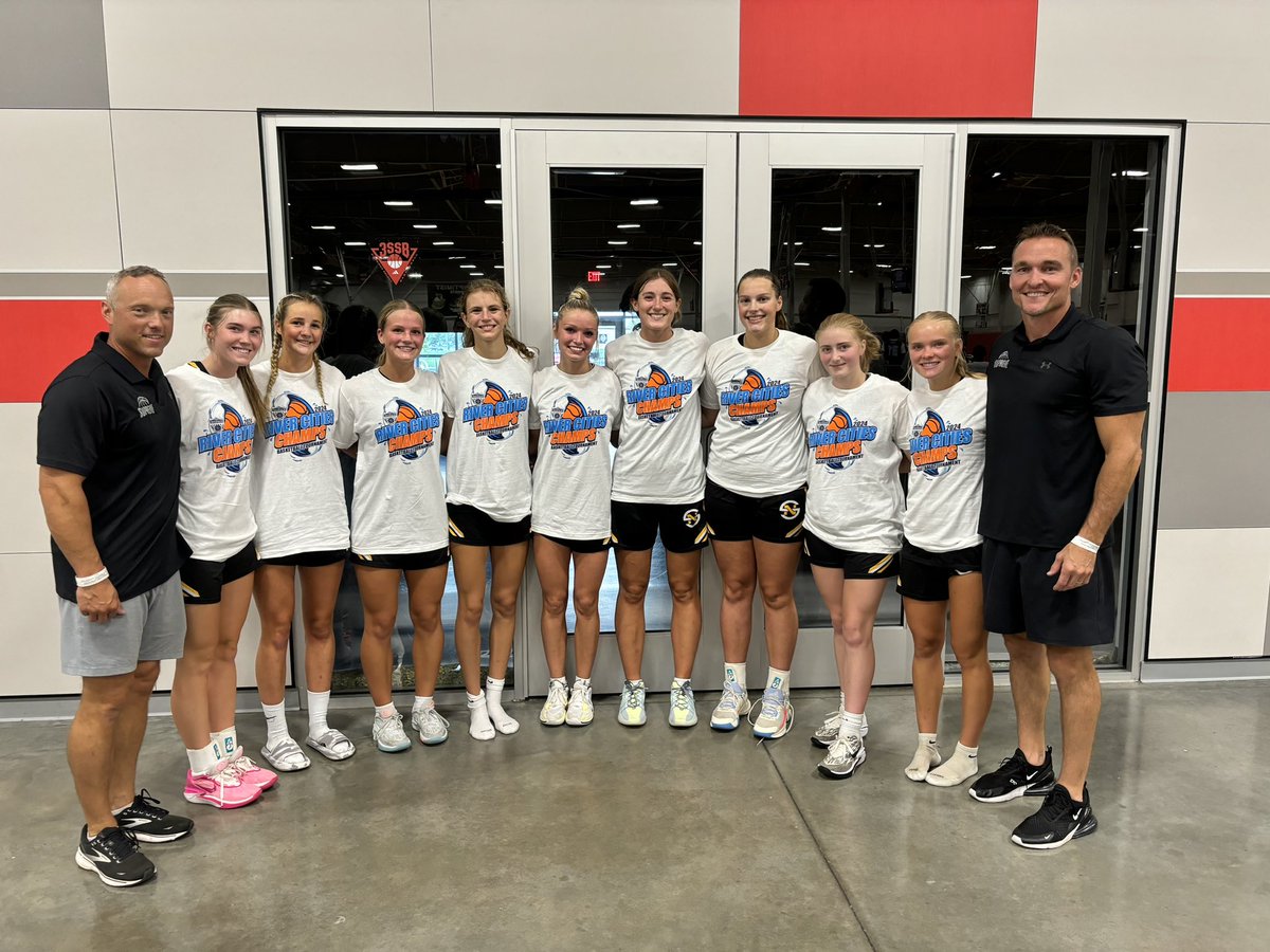 Supreme_Bball's tweet image. Lincoln Supreme 17U Girls National wins River Cities Championship in an all Supreme finals against Nebraska Supreme. #supremefam

Road to victory...
Nebraska Attack
Lasers National Pink
Omaha Supreme
Championship - Nebraska Supreme