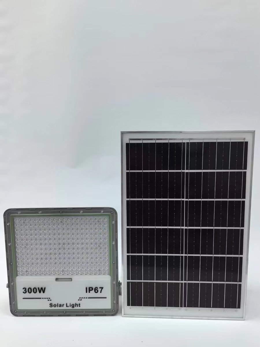 HighluxLighting's tweet image. 100w/200w/300w Solar flood light, high brightness.

#solarfloodlight
#solarledfloodlight
#highluxlighting
#highluxsolarfloodlight
#highluxfloodlighting