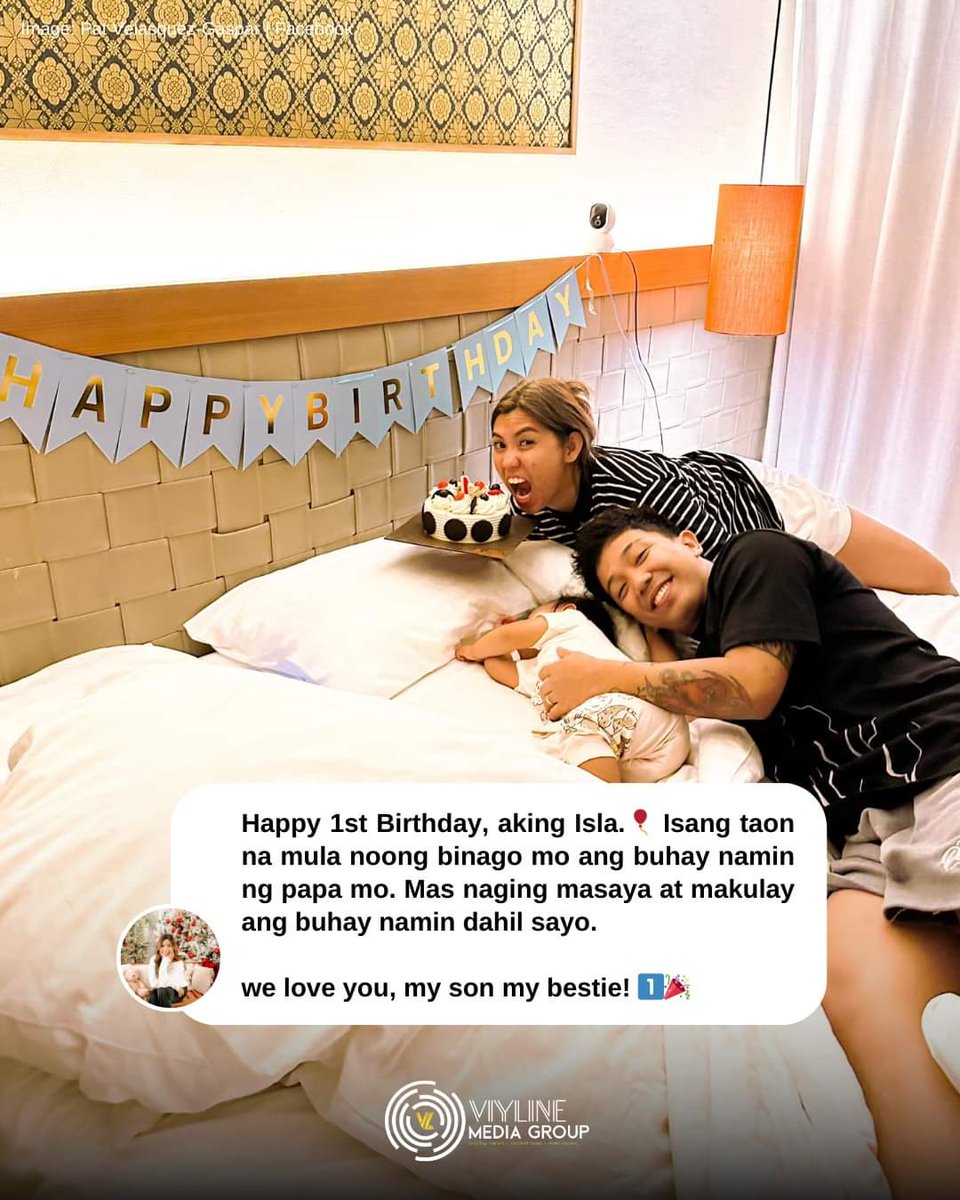 VL_MediaGroup's tweet photo. Happy 1st birthday, Isla! 🫶
LOOK: Gaspar Family celebrates Isla boy's 1st birthday in Bali, Indonesia.
📸 Pat Velasquez-Gaspar | Facebook
#IslaBoy #PatGaspar #BossKeng #TeamPayaman #VIYLineMediaGroup https://t.co/R4zUAmzMZF
