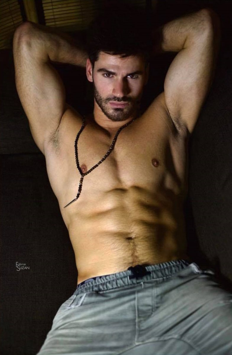 ReffffeloD's tweet photo. Sexy #dals

#JordanMouillerac https://t.co/Q5j0eJQ0ou