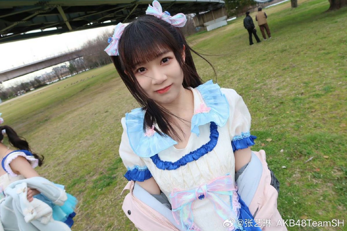 SHThaifans's tweet photo. 🚂🏖️ AKB48TeamSH 《海上列车》MV
วันนี้รับชม รถไฟแห่งท้องทะเลกันยังคะ ใครยังไม่รับชมสามารถรับชมกันได้ที่ 🔻🔻
YouTube: https://t.co/ibyQezgZcH
#海上列车
#จางอี้หลิน
#张艺琳
#ZhangYiLin
#AKB48TeamSH https://t.co/VTAKuAaH93