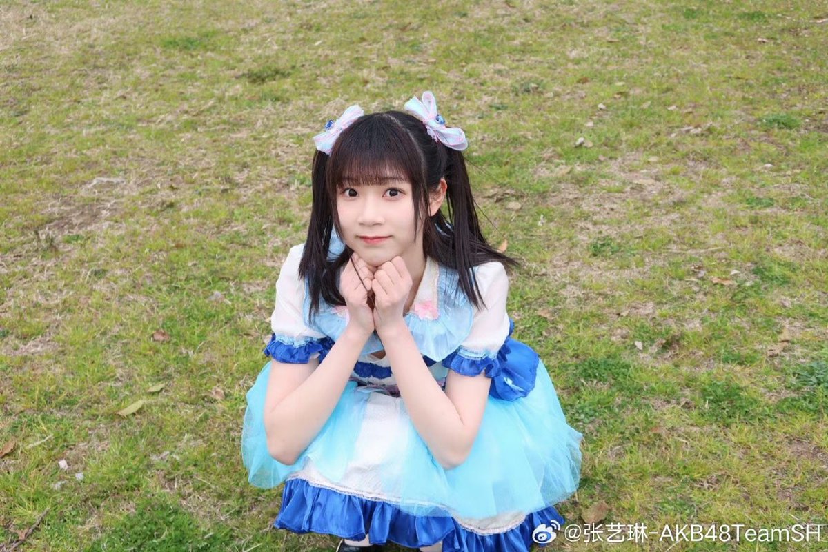 SHThaifans's tweet photo. 🚂🏖️ AKB48TeamSH 《海上列车》MV
วันนี้รับชม รถไฟแห่งท้องทะเลกันยังคะ ใครยังไม่รับชมสามารถรับชมกันได้ที่ 🔻🔻
YouTube: https://t.co/ibyQezgZcH
#海上列车
#จางอี้หลิน
#张艺琳
#ZhangYiLin
#AKB48TeamSH https://t.co/VTAKuAaH93