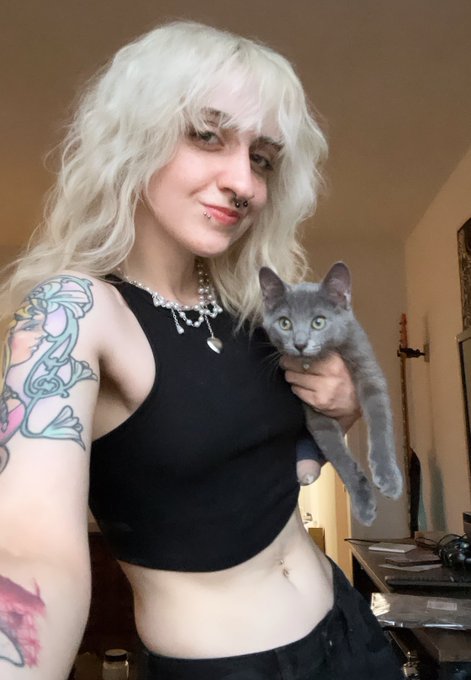 Life has been pretty silly but I have a gorgeous handsome baby who&rsquo;s been keeping me on my toes 🥺🫶 https://t<a href="/tag/griffith"class="tags"><span>#griffith</span></a><a href="/tag/berserk"class="tags"><span>#berserk</span></a>