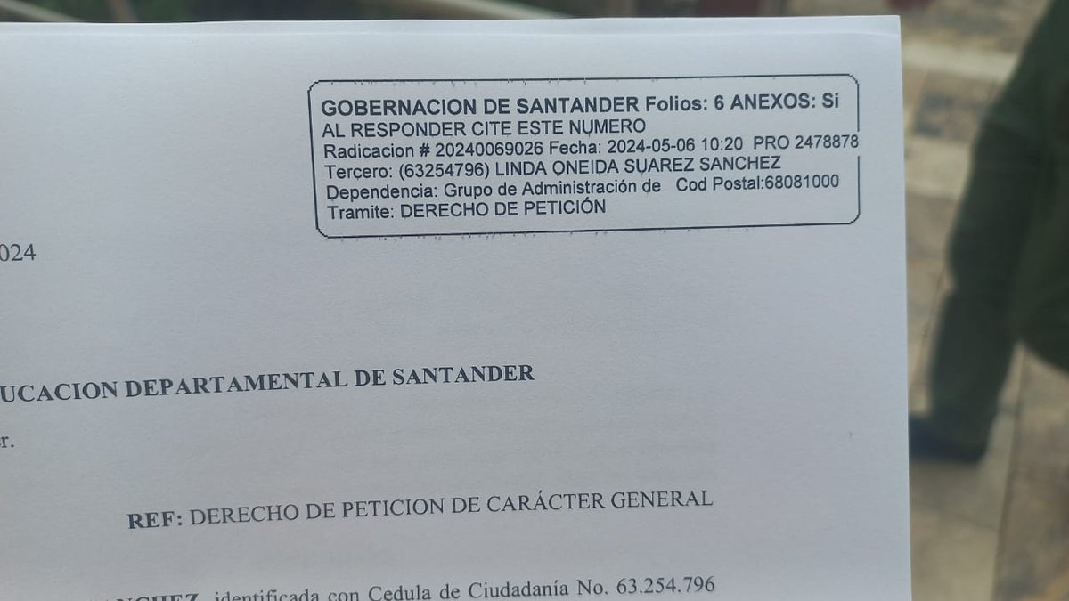 Señora SED <a href="/MariaPaolaSuar8/">Maria Paola Suarez Morales</a> ¿Quièn revisò esa lista?  Porque soy psicóloga, estoy en el reten social y tengo el perfil para el cargo de docente orientadora , lo manifestè en un derecho de petición que jamàs contestaron. <a href="/AuroraVergaraF1/">Aurora Vergara-Figueroa, Ph.D</a> <a href="/fecode/">fecode</a> <a href="/SandraJaimesC/">Senadora Sandra Jaimes</a> <a href="/SindicatoSES/">Sindicato SES</a>