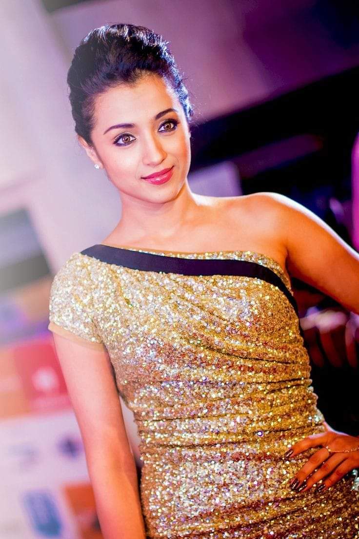 GR7qhS2acAAxP5I?format=jpg&name=medium