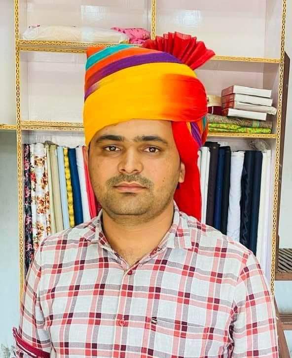 DALPATBJPSAYLA's tweet photo. दैनिक भास्कर के वरिष्ठ पत्रकार व युवा साथी भाई  @Mangilal_bisnoi जी को जन्मदिन की हार्दिक शुभकामनाएं https://t.co/VNgeIj3HYA