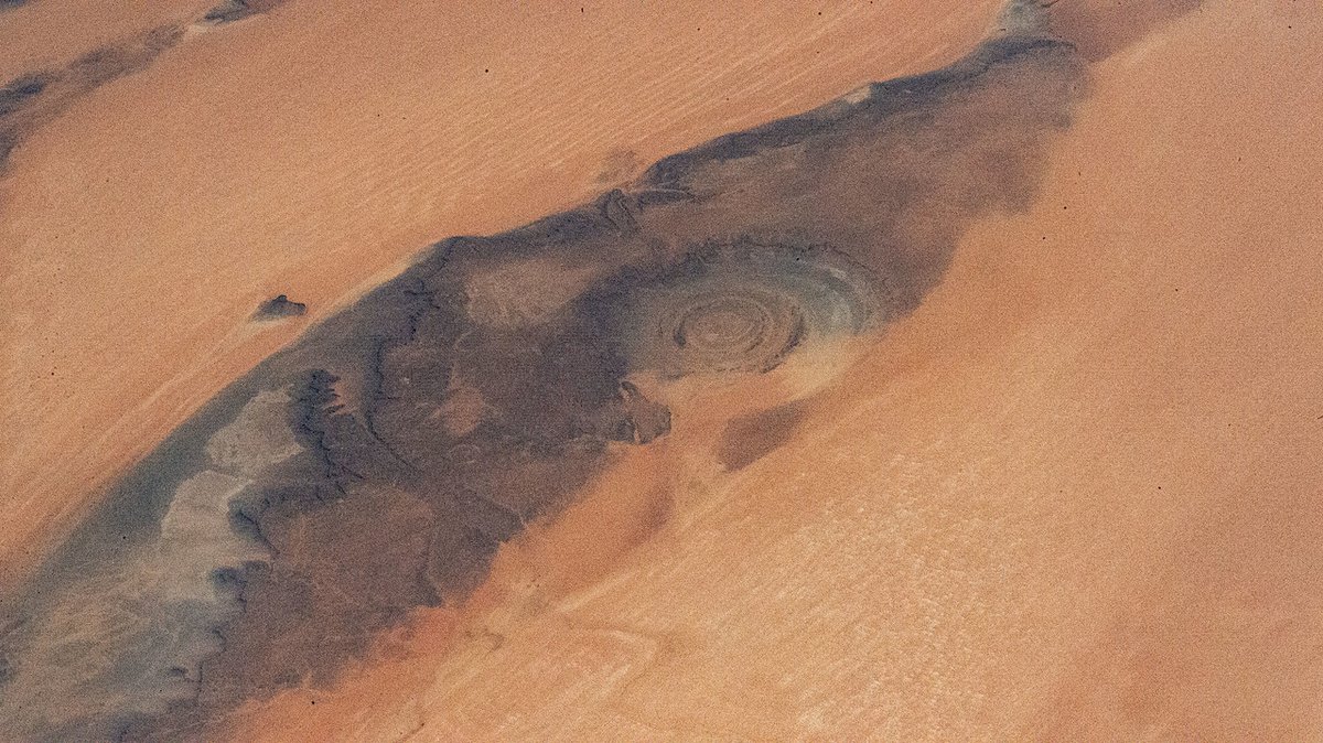 astrobiology's tweet photo. Orbital View Of A Desert World: No, This Is Not Sietch Tabr On Arrakis
https://t.co/4Qi07nflsG #astrobiology #Dune #DuneMovie #Arrakis #sahara #Africa https://t.co/iPXaFnW8P1