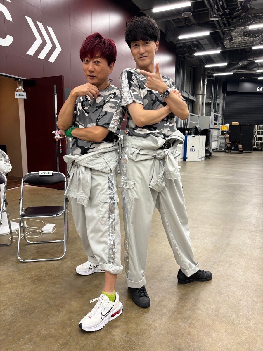 fukuchomasao's tweet photo. 水樹奈々さんのLIVE JUNGLEファイナル横浜2日目が終了！
激アツなライブでしたが、楽しくてあっという間に終わってしまいました。
チェリボにも沢山の声援ありがとうございました！
このチームのファミリー感が本当に最高で安心してパフォーマンス出来ました。
また次回集まる時が楽しみ(^^)
#NMLJ https://t.co/9V52uimJiq