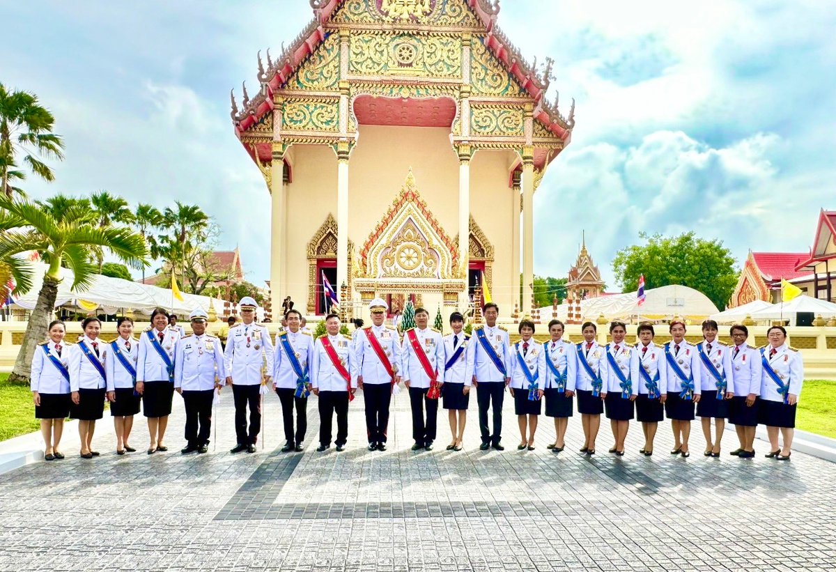 พ.ต.อ.จำรัส ศิริเลี้ยง ผกก.สภ.เมืองบุรีรัมย์ และข้าราชการตำรวจในสังกัด ร่วมประกอบพิธีเสกน้ำพระพุทธมนต์ศักดิ์สิทธิ์ เนื่องในโอกาสมหามงคลเฉลิมพระชนมพรรษา 6 รอบ 72 พรรษา 28 กรกฎาคม 2567 ณ พระอุโบสถในวัดกลาง พระอารามหลวง ต.ในเมือง อ.เมือง จ.บุรีรัมย์