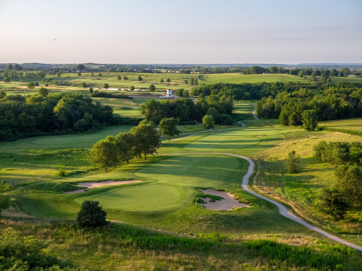 ArborLinks's tweet photo. Where golf and the natural world coexist in beautiful harmony—not just aesthetically, but also through a commitment to sustainable practices that protect the future of the game. https://t.co/6xHzHLFJUL