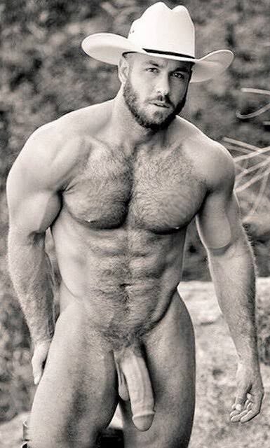 uncutcol's tweet photo. Ride the cowboy 😈 https://t.co/02wzS8tRyK