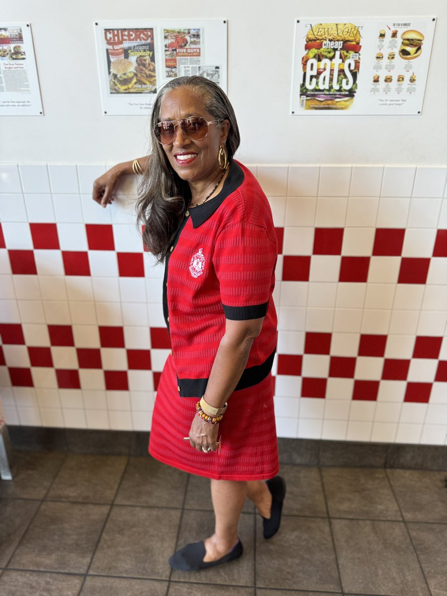 Geesmom2's tweet image. Check out the Delta Polo Skirt Set!  You’ll  be glowing and going in this set❣️   ΔΣΘ #deltaboxbrandambassador #deardelta #deltabox #blessed #oooop #trunkup #fortitude #divas #devastatingdivas #redandwhite #joyinoursisterhood #dsttakeover #dst #dst1913