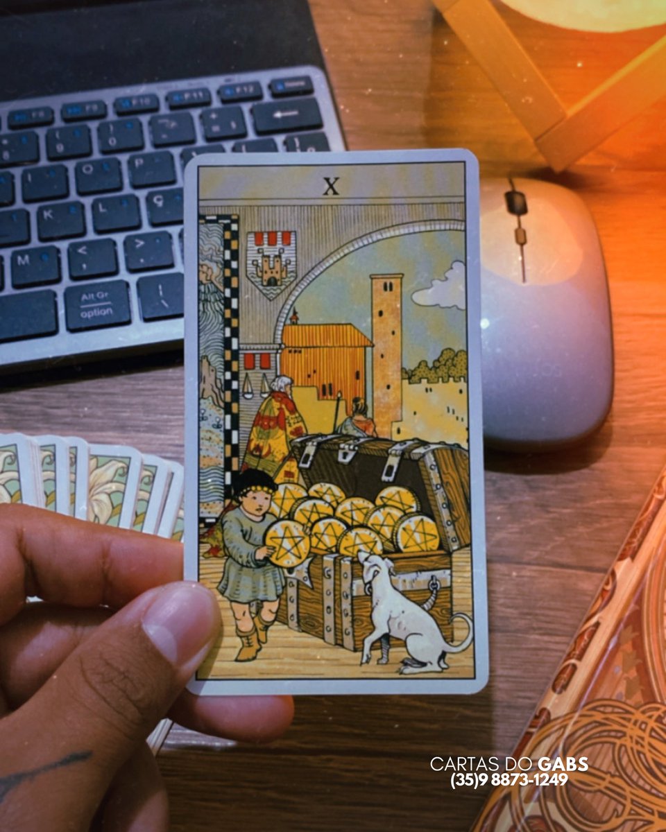 cartasdogabs's tweet photo. ♓️ | Semana para PEIXES:

Com a chegada dessa carta em sua semana, marca um ciclo que se fecha e um novinho em folha para ser vivido nasce pra ti. Algumas coisas devem ser deixadas para trás, mesmo o que não fluiu, pega as rédeas ou mude a direção, não fique desanimado ou chateado se algo não rolou. Você ainda está respirando e está pronto para realizar e viver essa nova fase. Uma semana marcada por abundância, êxito, resoluções e iniciativa em caminhos novos, desbrave o desconhecido e se reconectar com você e com os seus. Ótimo momento no profissional, e nas relações, cultive aqui que te faz bem. Aproveite os momentos, entre amigos ou com sua família, sair um pouco do campo de batalha pode ser uma saída. Abrace os seus objetivos. 

— Veja meu catálogo no tweet fixado, agende sua consulta no link na bio e me siga para novos conteúdos.