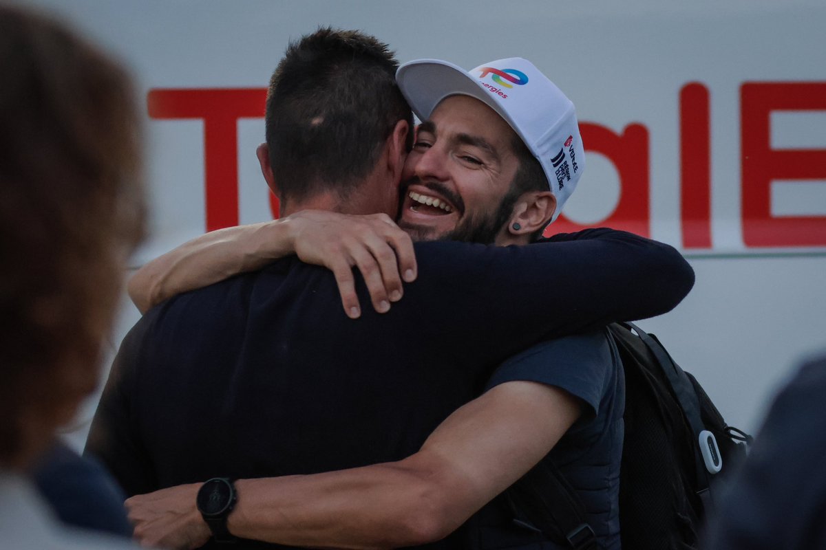 TeamTotalEnrg's tweet image. Le Team TotalEnergies c’est bien plus qu’une équipe… 🙌

#AllezTotalEnergies #TDF2024