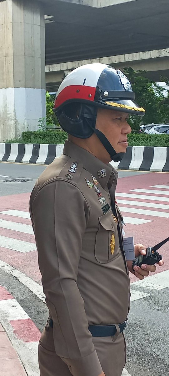 lovethaipolice's tweet photo. https://t.co/hYo6MwMZQF