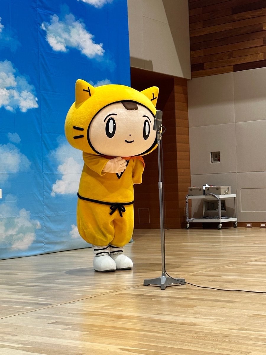 シノビ隊 のみんな！ 「#金曜日はパフェ」は 7月19日(金)公開生放送